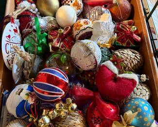 Collectible keepsake ornaments