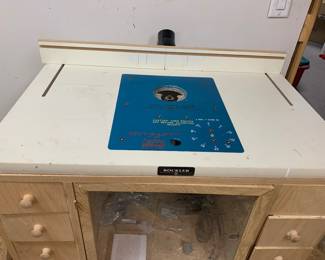 Rockler Rout-R-Lift woodworking router lift work station