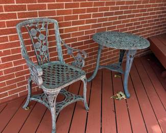 Patio chair & small table
