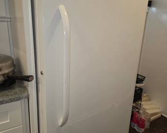 Upright freezer