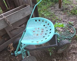 Rolling garden work seat