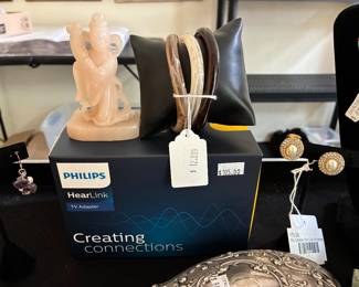 Philips Hearlink Tv Adapter, Bracelets, Vtg Christian Dior Clip-On Earrings 