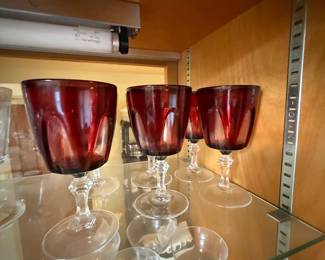 d'Arques Durand wine glasses, "Gothic" pattern