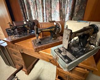Vintage Singer Sewing Machines