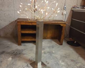 Contemporary LED Floor Lamp