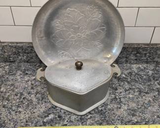 Guardian Service Aluminum Server With Lid