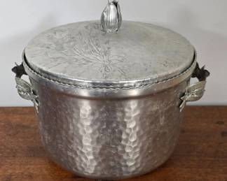 Hammered Metal Ice Bucket With Lid