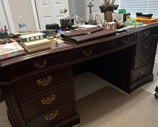 Sligh Mahogany Executive Desk with Ornate Drawer Pulls