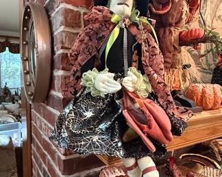 Karen Didion Originals "Whimsey Wendy" Sitting Witch Figurine