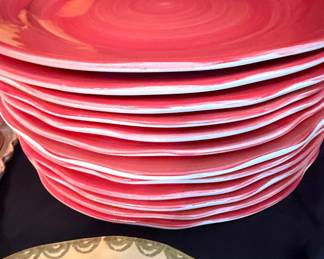 Flora di Roma Coral Swirl Dinner Plates