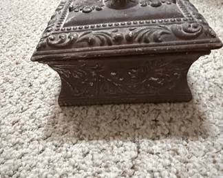 Vintage Cast Iron Acorn Finial Trinket Box