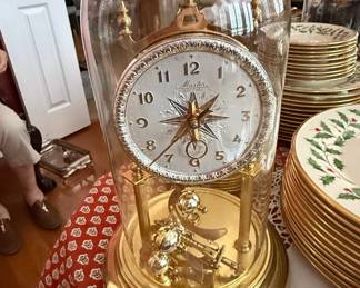Nisshin Master Special 400-Day Anniversary Clock