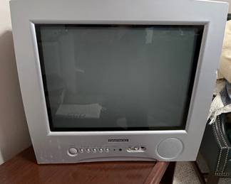 Daewoo 13" CRT TV DTQ-14U5SC with Remote