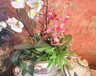 Mottahedeh Vista Alegre Porcelain Tureen