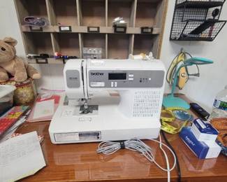Brother XR3340 Computerized sewing machine 