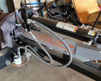Dirty Hand Tools wood splitter