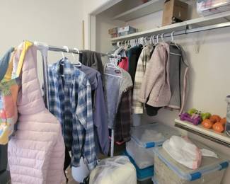 Women's clothing 