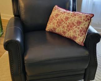 Pair of leather recliners