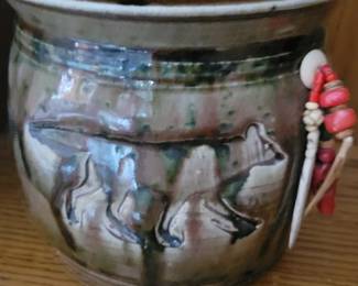 Planter with wolf