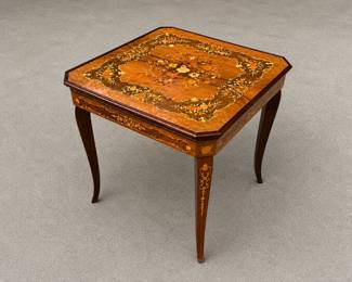 Italian Game Table