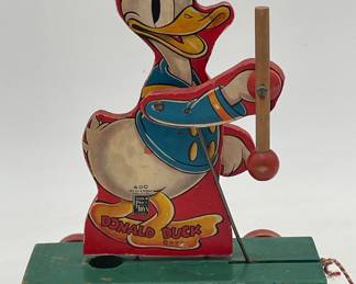 Disney Donald Duck Fisher Price Pull Toy