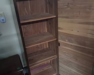 How unique, real cedar!