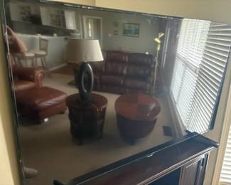 Coffee Table, End Table And Lamp