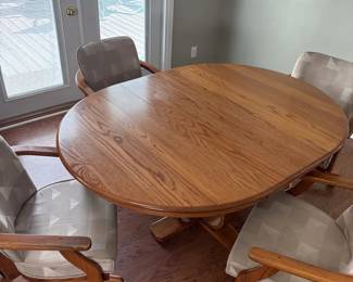 Table With 4 Swivel Chairs