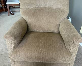 Recliner Manual In Beige Fabric