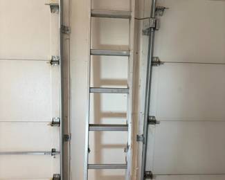 Aluminum Extension Ladder
