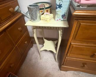 . . . vintage fern stand