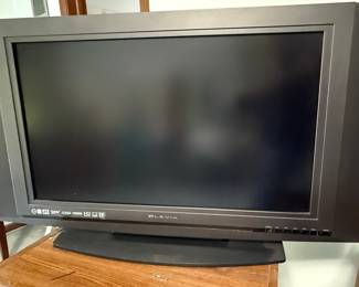 Olevia 232-S13 LCD HDTV