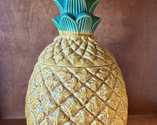 Ceramic Pineapple Cookie Jar - Abingdon USA Style