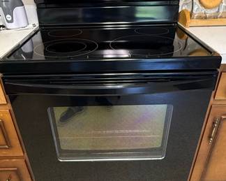 Kenmore Black Electric Glass Top Range