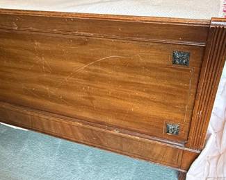 Empire Mahogany Twin Sleigh Bed Pair