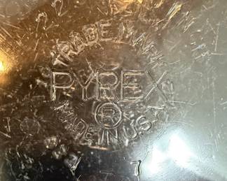 Pyrex #229 Deep Dish Fluted Pie Plate