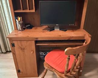 Country Style Pine Computer Desk and Chair