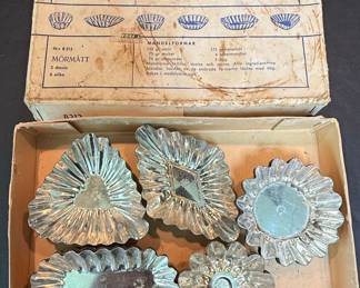 Mörmått Tartlet Tin Set - 36 Pieces, 6 Shapes