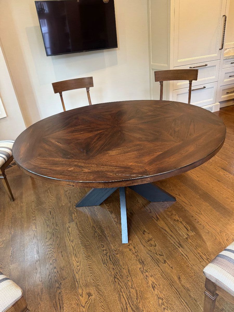 60" Dia x 30" H plus two 11" leaves