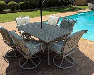Traditional Cast Aluminum 5-Piece Patio Dining Set