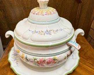 Vintage Italian Bassano Hand-Painted Ceramic Tureen with Underplate