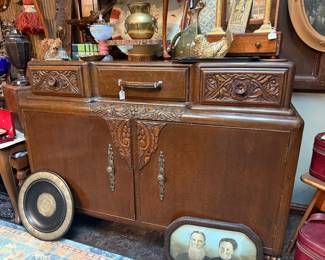 Antique Art Deco "Waterfall" style buffet or sideboard, 1930s/40s
