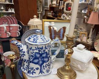 blue and white tea pot
