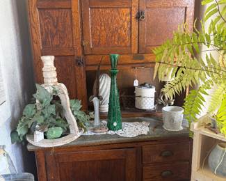 Antique Oak Hoosier cabinet  with distinctive textured glass door  panels 