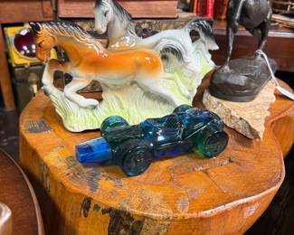 horse figurines