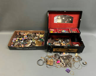 Lot 45: Costume Jewelry 