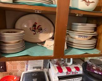 Metcox poppy trails dinner ware