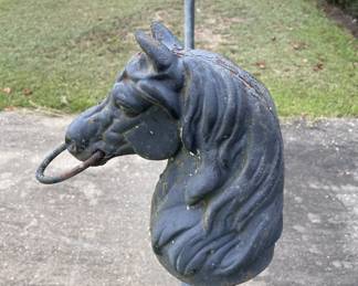 Hitching posts