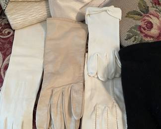 Vintage gloves, pursesû
