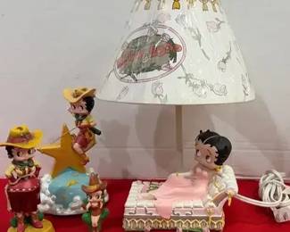 Betty Boop Lamp Music Box Keychain